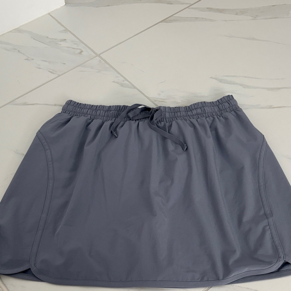 Beyond YogaGray Athletic Skort